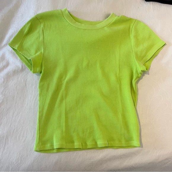 Aritzia TNA flash green - Picture 4 of 6